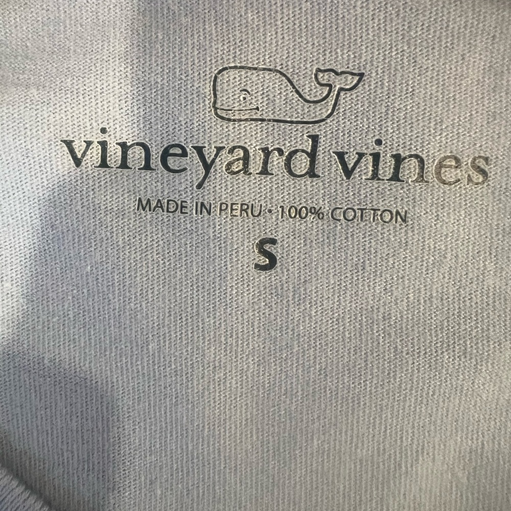 Women’s Vineyard Vines License Plate Long Sleeve Top - Picture 5 of 5